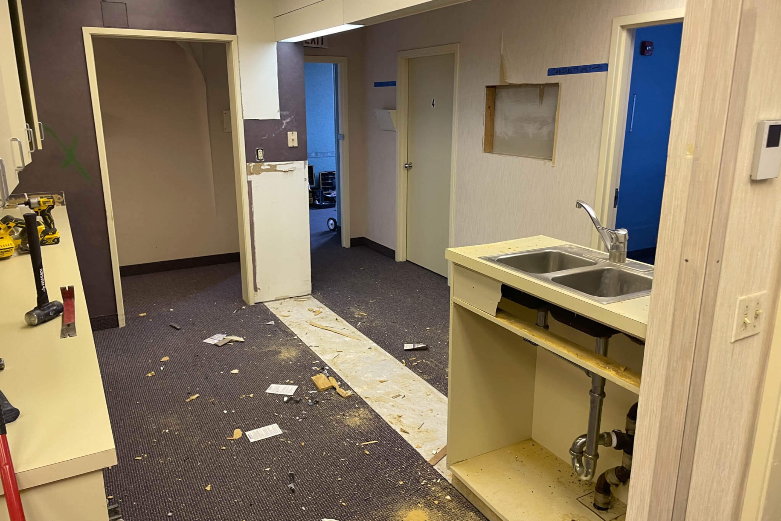 What Delays Tenant Improvement Projects in Omaha?